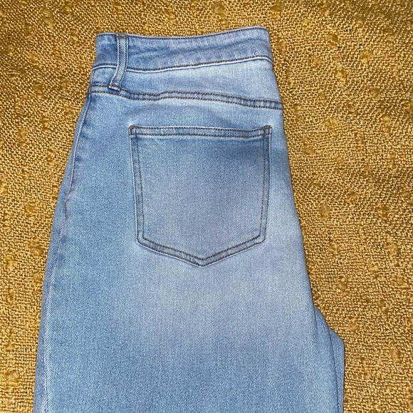 RSQ light wash straight leg jeans - Picture 2 of 10